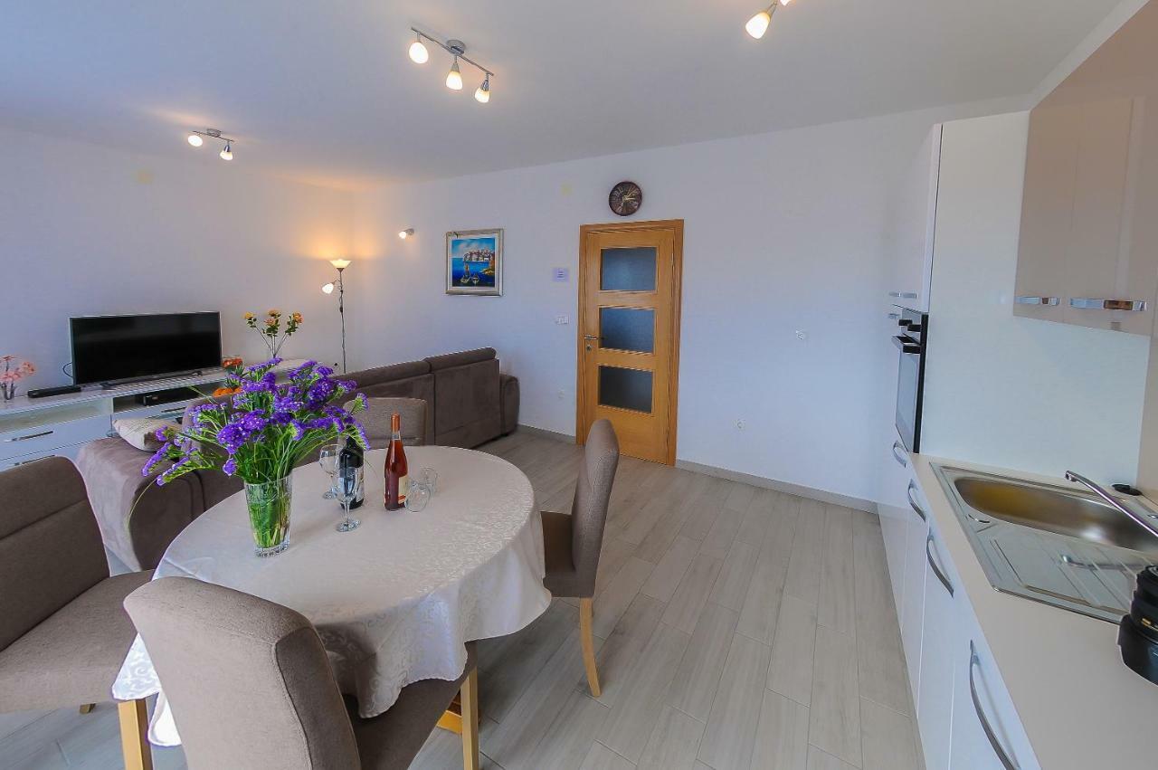 Apartment Petar Kaštela Exteriér fotografie
