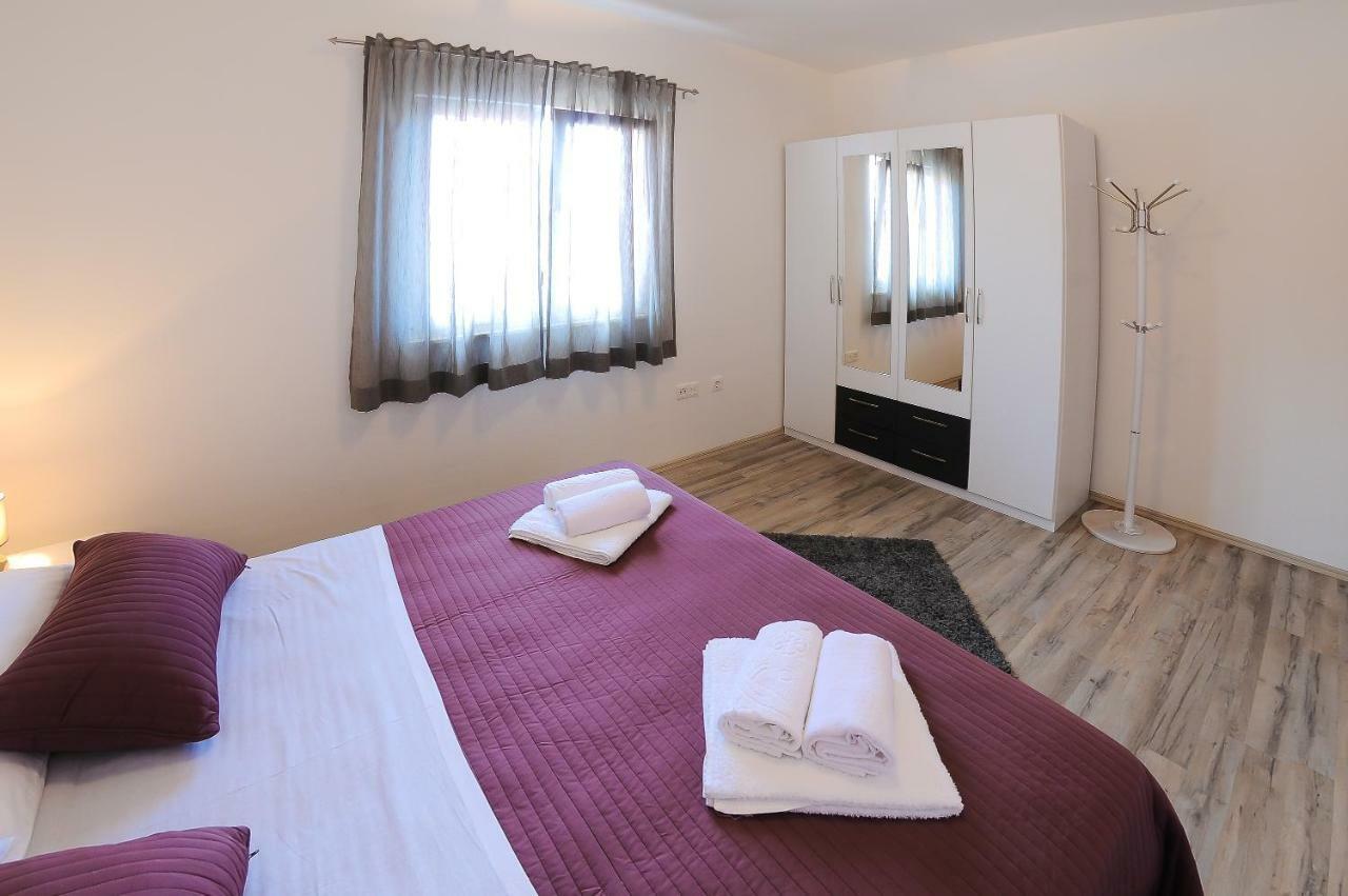Apartment Petar Kaštela Exteriér fotografie